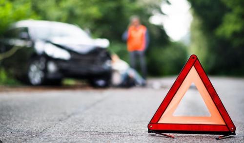 Quel comportement doit-on respecter en cas d'accident de la route ?